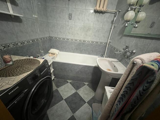 Sprzedam mieszkanie, Czechów