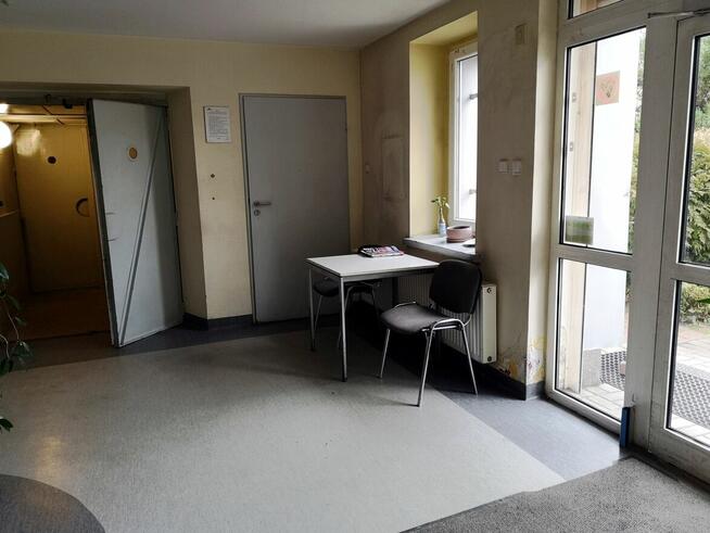 Do wynajęcia klimatyzowane biuro 16 m2 Przy Brucknera dzieln