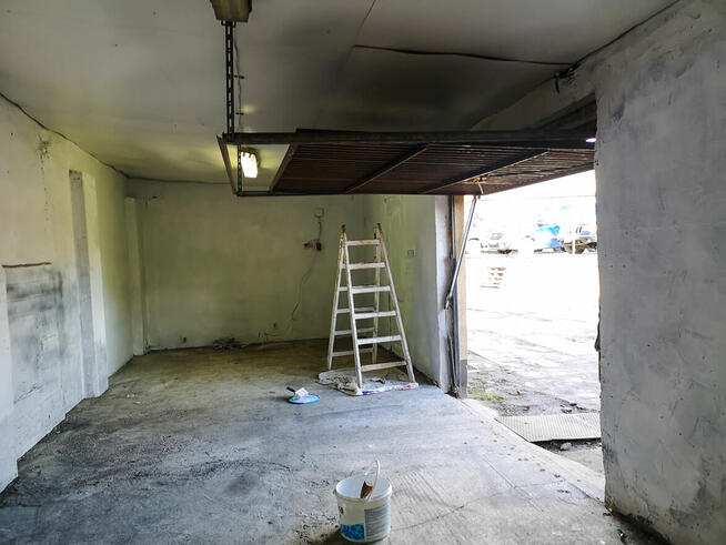 Do wynajęcia magazyn 70 m2 przy Kromera dzielnica Psie Pole