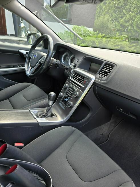 Volvo V 60 Momentum 5-cylindrowy zarejestrowany
