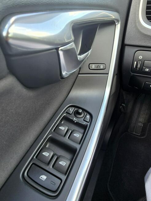 Volvo V 60 Momentum 5-cylindrowy zarejestrowany