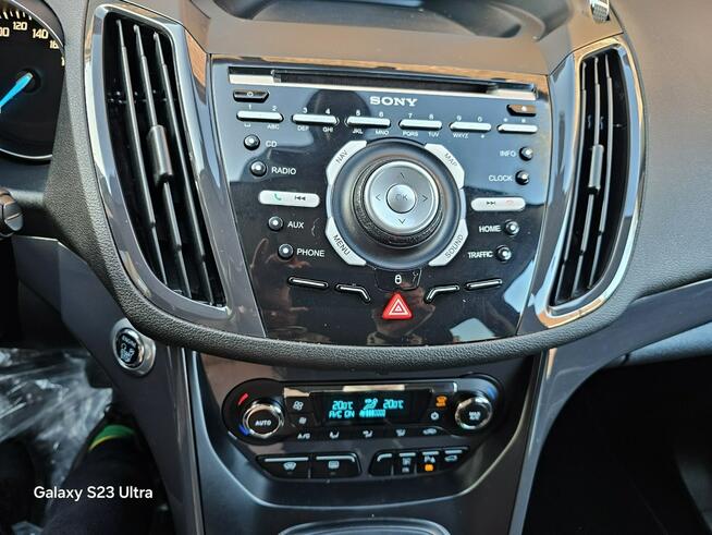 Ford Kuga 4X4 TITANUM Alu Felgi Pół Skóry Navi