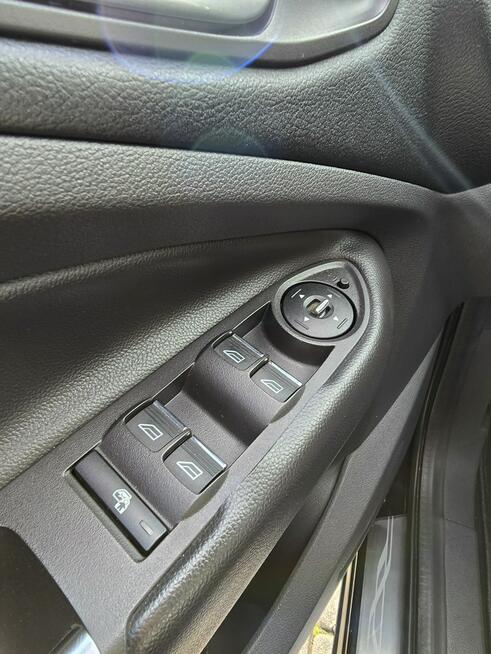 Ford Kuga 4X4 TITANUM Alu Felgi Pół Skóry Navi