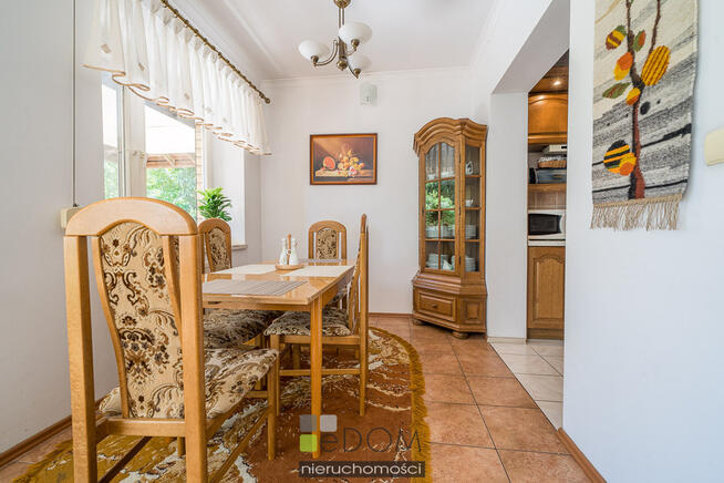 Rodzinny dom w zabudowie bliźniaczej - Chwalęcice