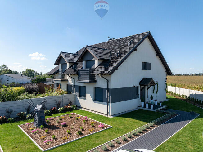 Całkowicie urządzony jak nowy dom Chomęcice