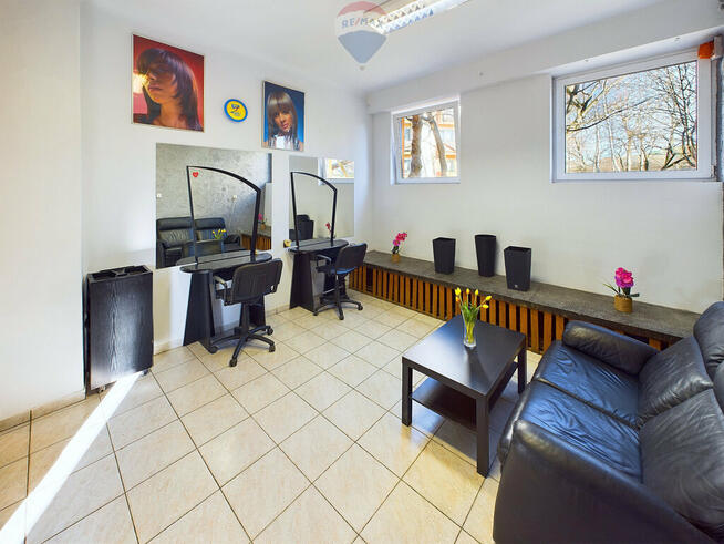 ???? Na sprzedaż lokal usługowo-handlowy, 70,6 m²