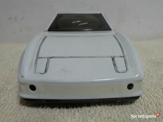 Samochód z PRL-u - Metalowy -