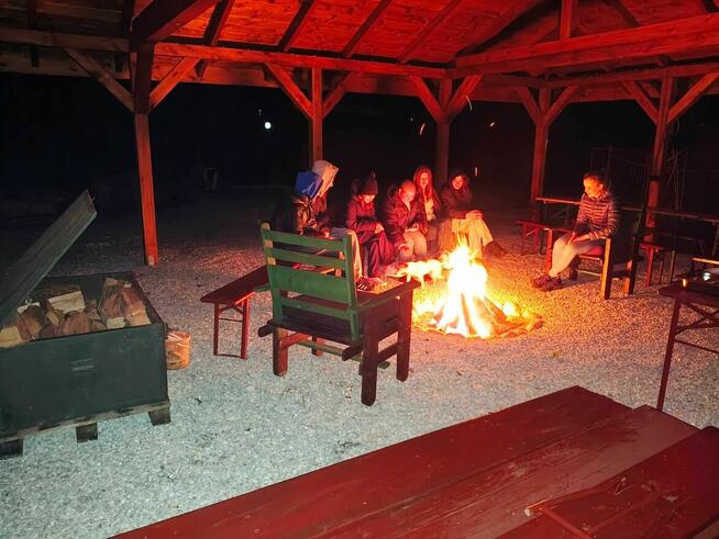 Noclegi, pokoje z łazienkami, parking, sauna, rozrywki