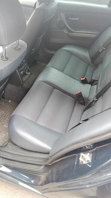Sprzedam BMW e91 320d 2006