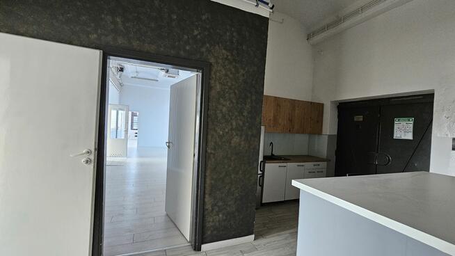 Do wynajęcia powierzchnia 170 m2 przy placu Orląt Lwowskich