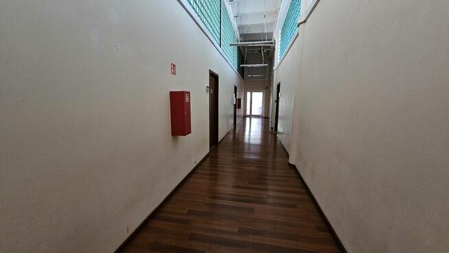 Do wynajęcia biuro 11.9 m2 na 2 piętrze Orląt Lwowskich