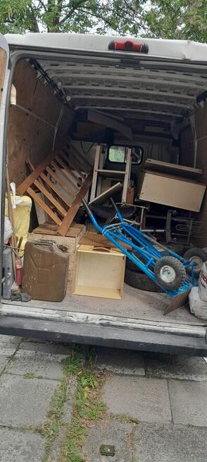 Wywóz zbędnych rzeczy i gruzu