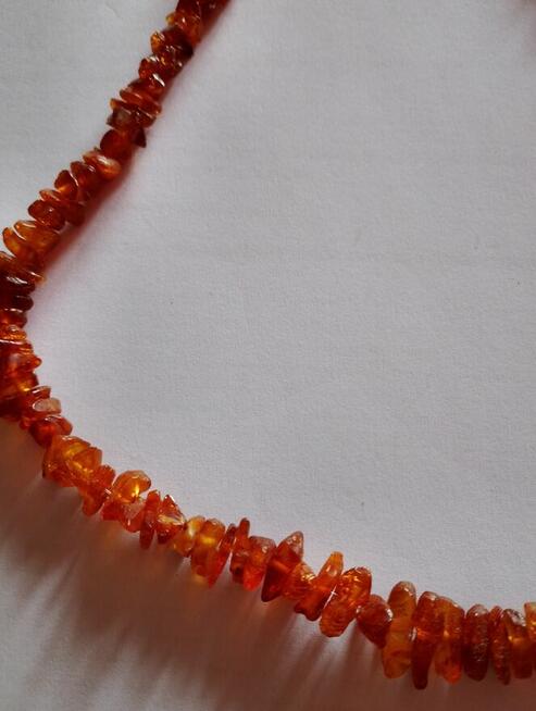 Naszyjnik bursztynowy