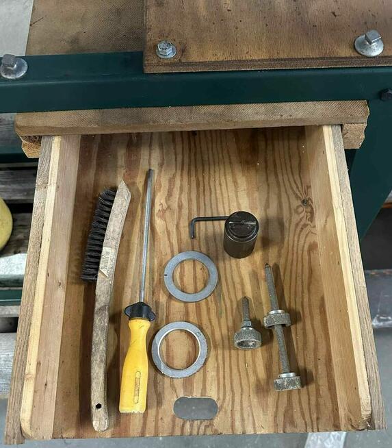 LUNA SP1000 - tokarka do drewna