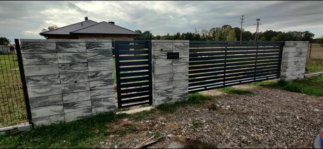 Kompleksowa budowa ogrodzeń panelowych murowanych bramy furtki