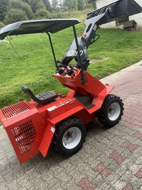 Nowa mini ładowarka