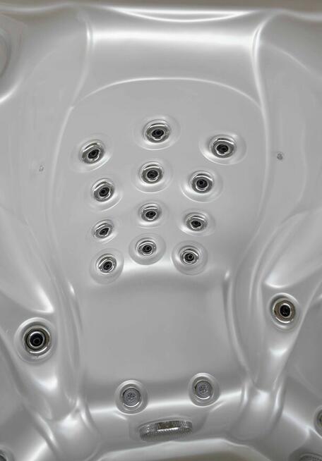 Jacuzi ogrodowe Balboa 224×224×90 cm Akryl. Pokrywa schody