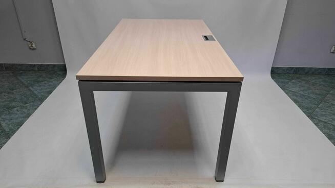 Biurko Euronova 140x80 orzech rockford jasny - duża ilość