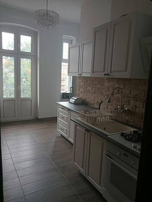 Mieszkanie107m2, Centrum, 4 pokoje, 2 balkony+ piwnica 20m2