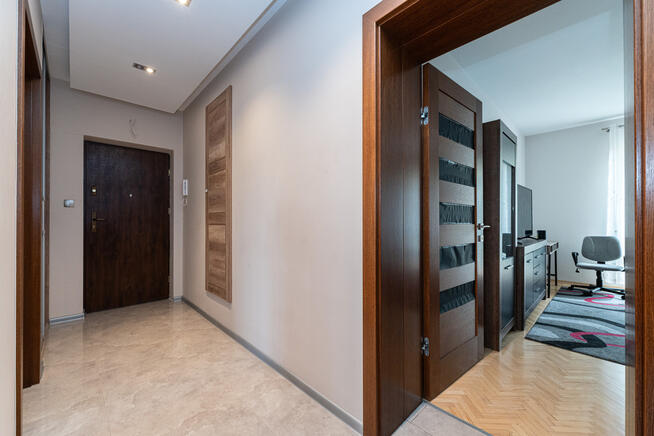 Okazja! 2 ustawne pokoje w topowej lokalizacji