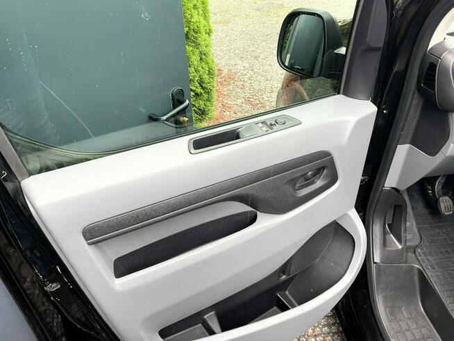 Opel Vivaro Klimatyzacja, Nawigacja, Tempomat, CarPlay, Grzane Lusterka, Czujniki