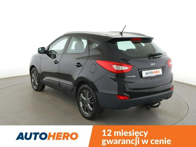 Hyundai ix35 niski przebieg półskóra PDC grzane fotele tempomat klima-auto