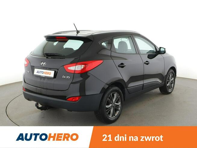 Hyundai ix35 niski przebieg półskóra PDC grzane fotele tempomat klima-auto