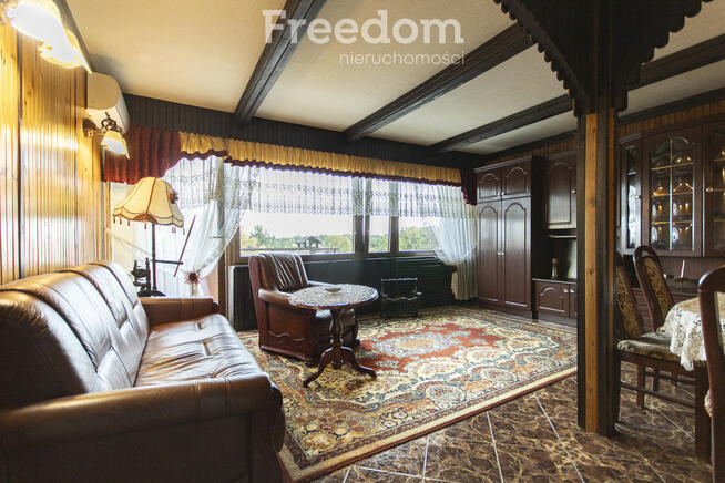 Mieszkanie z widokiem na panoramę miasta i góry