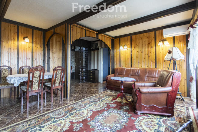 Mieszkanie z widokiem na panoramę miasta i góry