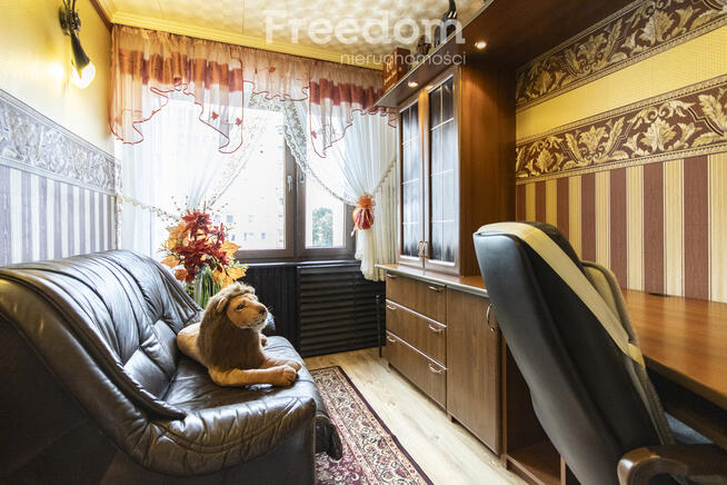 Mieszkanie z widokiem na panoramę miasta i góry