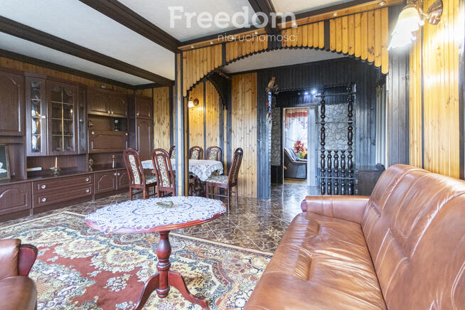 Mieszkanie z widokiem na panoramę miasta i góry