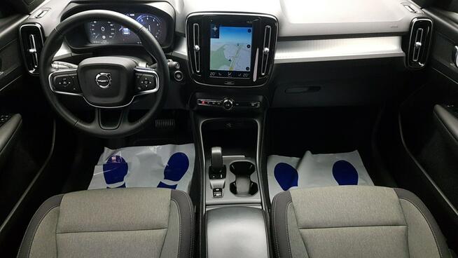 Volvo XC 40 T3 Momentum Pro! Z Polskiego Salonu ! Faktura 23% !