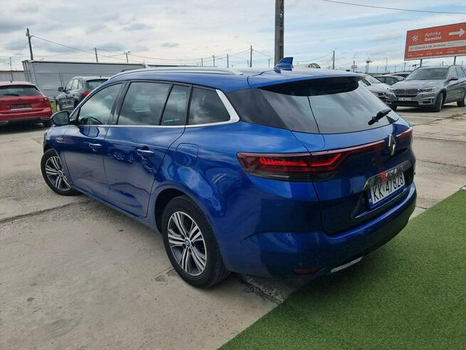 Renault Megane E-Tech Hybrid