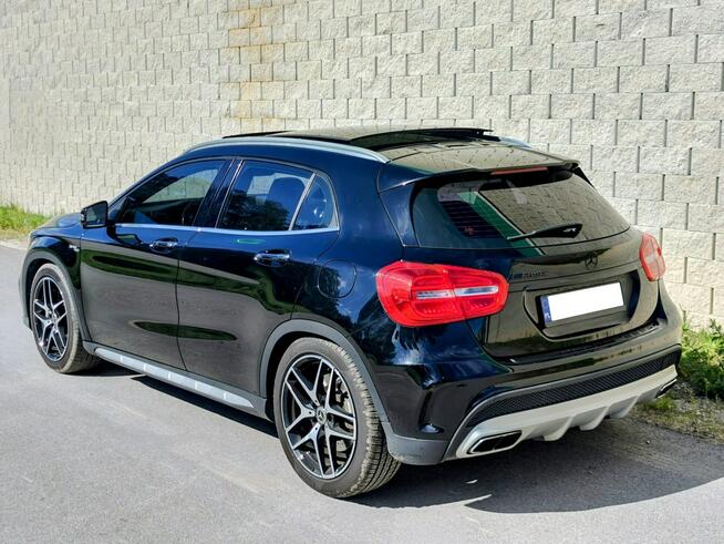 Mercedes A45 AMG