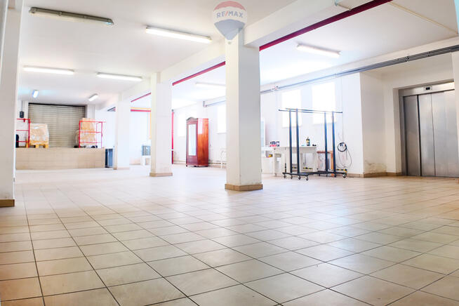 Na sprzedaż budynek mieszkalno-przemysłowy