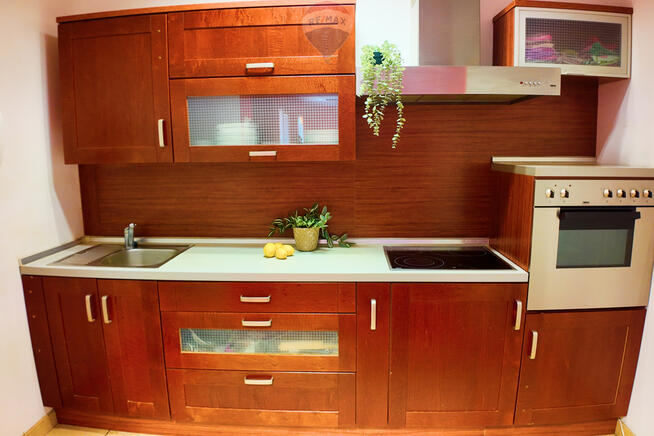 Na sprzedaż budynek mieszkalno-przemysłowy