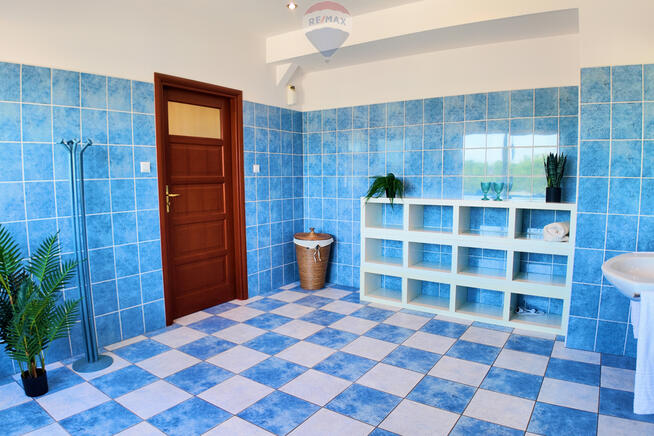 Na sprzedaż budynek mieszkalno-przemysłowy