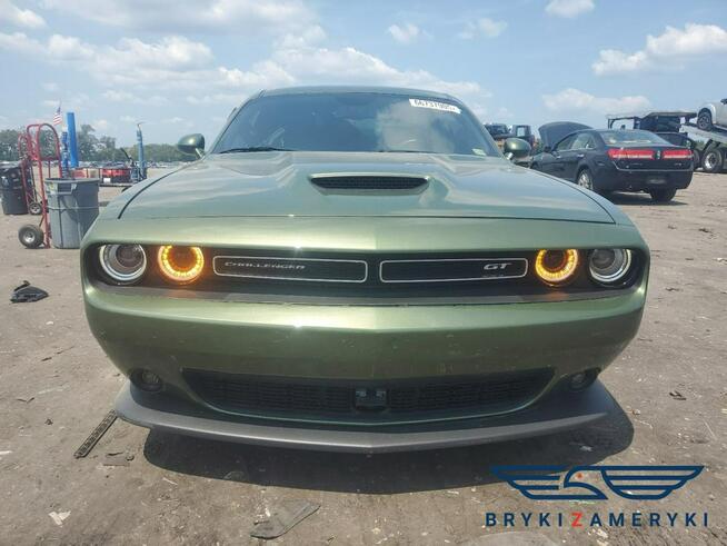 Dodge Challenger GT AWD