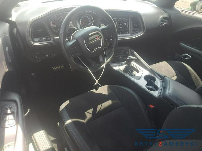 Dodge Challenger GT AWD