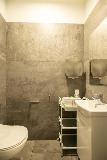 Lokal do wynajęcia- Sky Tower 28 piętro