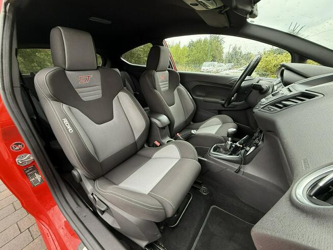 Ford Fiesta 1.6 ST 182KM fotele Recaro z Niemiec ładna