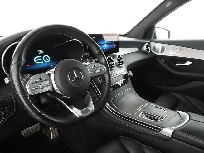 Mercedes GLC 300 FV23% PHEV 300e 4matic skóra grzane fotele PDC ACC LED panorama