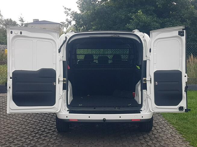Fiat Doblo MAXI 5 OSÓB DŁUGI KLIMA 6-BIEGÓW KRAJOWY 2 X DRZWI BOCZNE PRZESUWNE