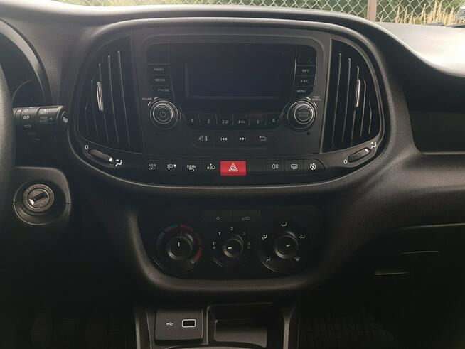 Fiat Doblo MAXI 5 OSÓB DŁUGI KLIMA 6-BIEGÓW KRAJOWY 2 X DRZWI BOCZNE PRZESUWNE