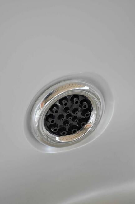 Jacuzi ogrodowe Balboa 224×224×90 cm Akryl. Pokrywa schody