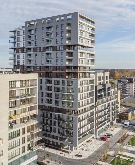 Parking AngelRiver ul. Walońska-Traugutta-Miernicza