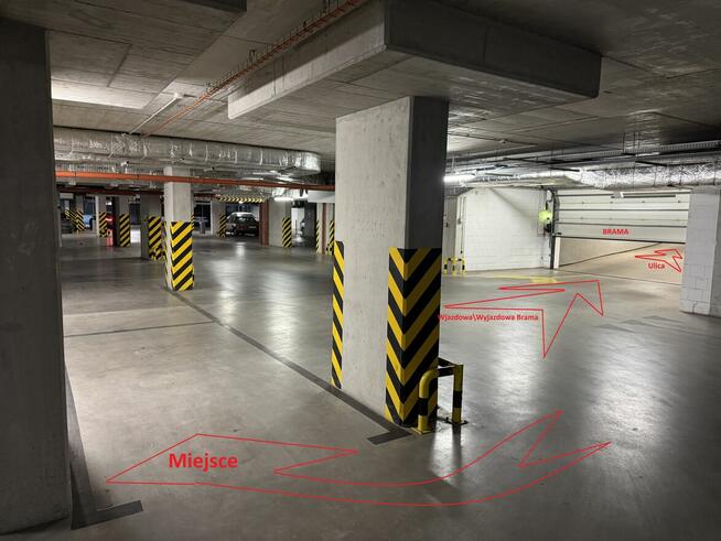 Parking AngelRiver ul. Walońska-Traugutta-Miernicza