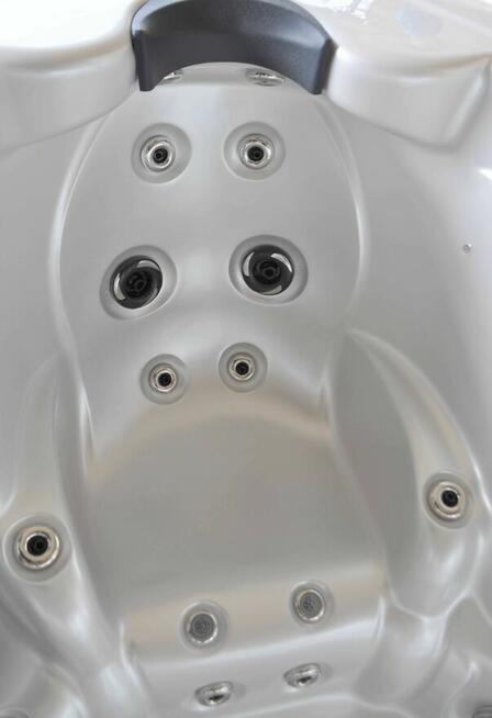 Jacuzi ogrodowe Balboa 224×224×90 cm Akryl. Pokrywa schody