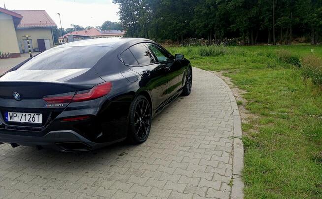 Piękna czarnula BMW, M850I XDRIVE Rok produkcji 2020