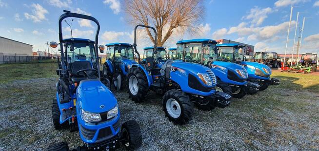 Nowy LS MT350 47KM nie Boomer New Holland